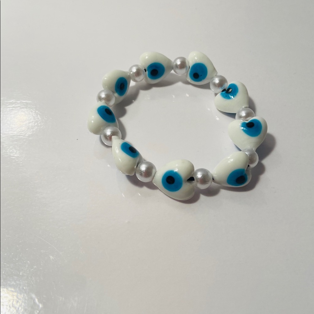 Heart evil eye bracelet